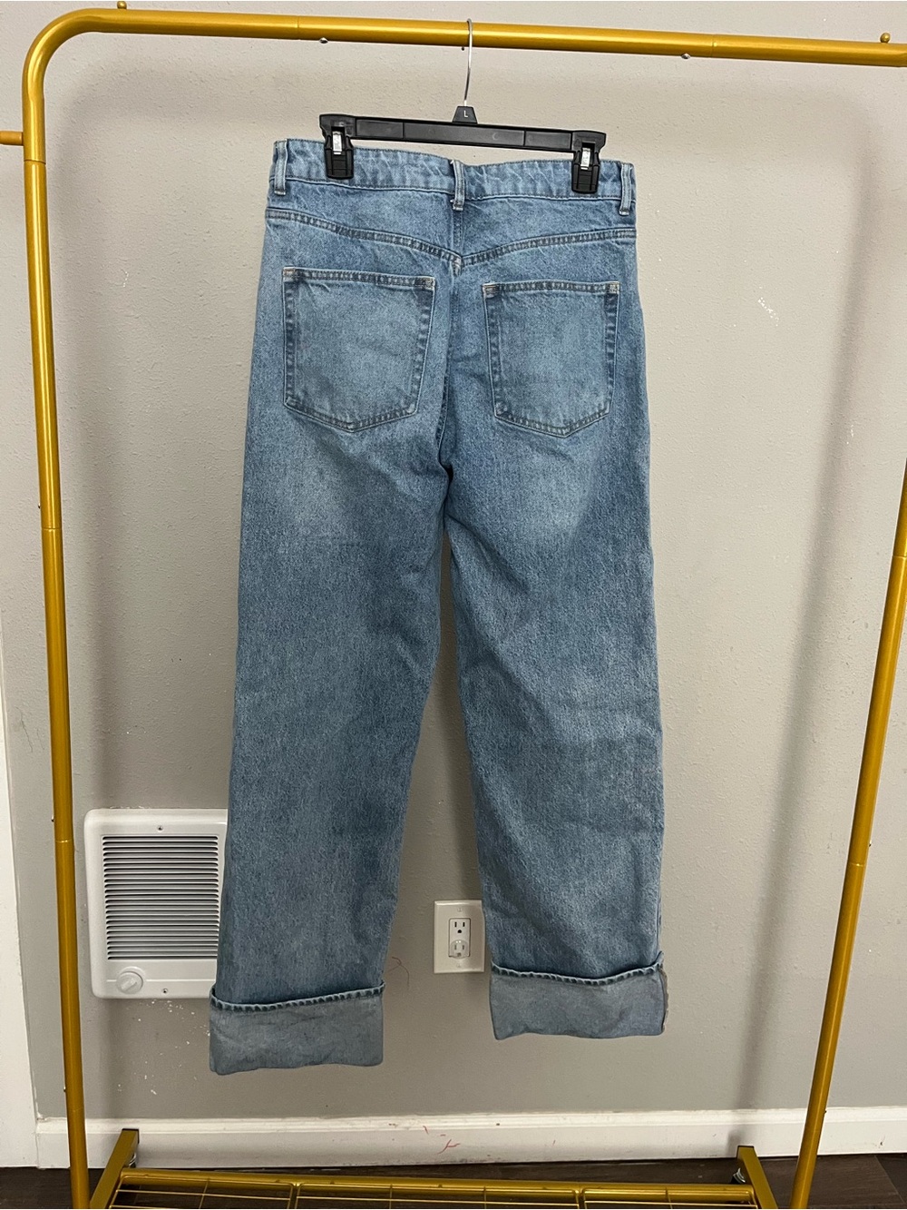 H&M Light Blue Denim High-Rise Jeans - Picture 3 of 6